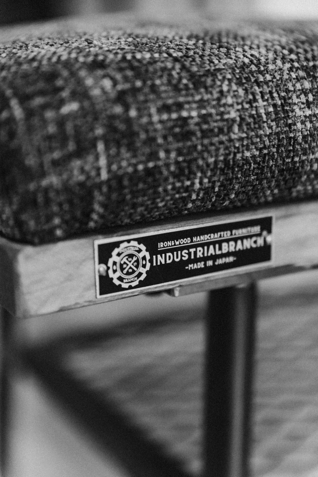 大阪のおしゃれな家具屋 オーダー家具・アイアン家具ならINDUSTRIALBRANCH® 職人